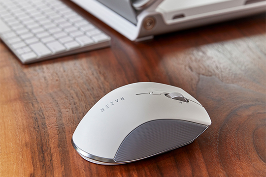 Humanscale und Razer haben für die New ProClick Maus eine Partnerschaft eingegangen