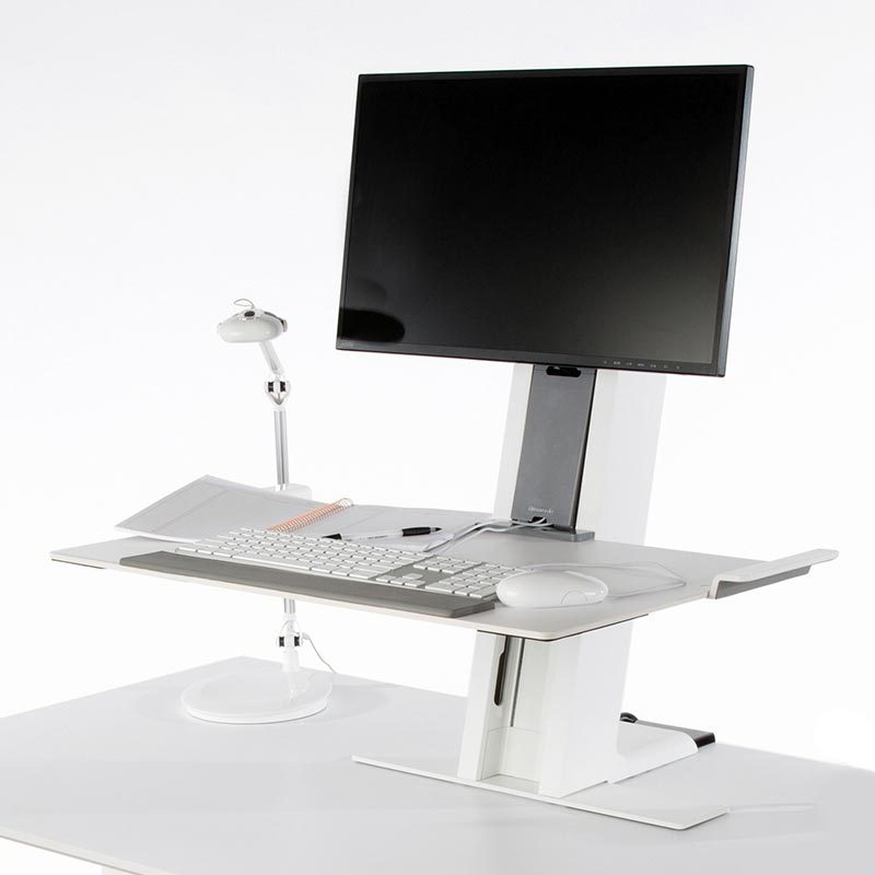QuickStand: Sit-Stand Monitor-Workstation Konsole
